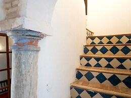 Charming Holiday Home in Fuentes de Andalucía With Pool