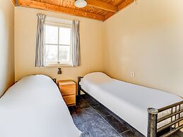 Charming Vacation Home With Terrace