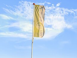 Charming Vacation Home With Terrace