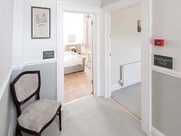 Posh Holiday Home in Plymouth near Royal William Yard