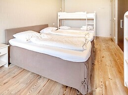 Ideal Holiday Home in Gijverinkhove With Terrace, Garden