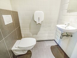 Ideal Holiday Home in Gijverinkhove With Terrace, Garden