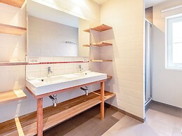 Ideal Holiday Home in Gijverinkhove With Terrace, Garden