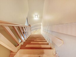 Ideal Holiday Home in Gijverinkhove With Terrace, Garden