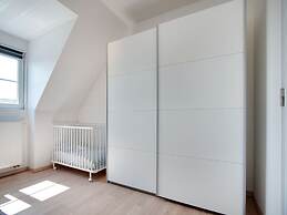 Modern Holiday Home in De Haan With Garden