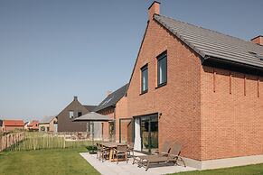 Luxury Villa With Wine Climate Cabinet