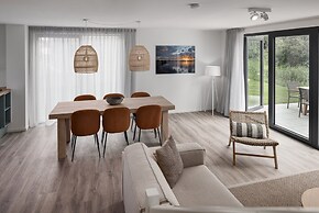 Luxury Villa With Wine Climate Cabinet