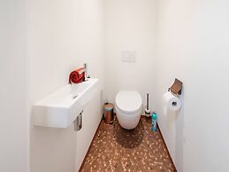 Vintage Holiday Home in Visé Richelle near City Center