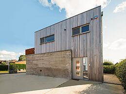 Vintage Holiday Home in Visé Richelle near City Center