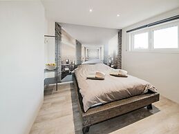 Vintage Holiday Home in Visé Richelle near City Center