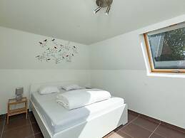 Lovely Holiday Home in Adinkerke With Fenced Garden