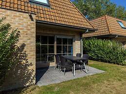 Lovely Holiday Home in Adinkerke With Fenced Garden