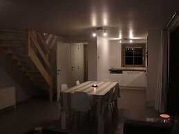 Lovely Holiday Home in Adinkerke With Fenced Garden