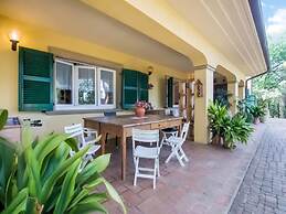 Villa in Fano Near Beach