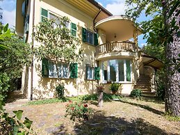 Villa in Fano Near Beach