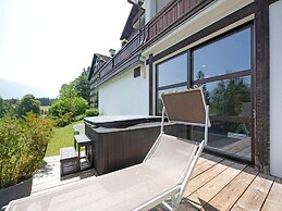Cosy Holiday Home in bad Goisern With Balcony