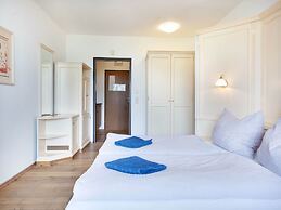 Cosy Holiday Home in bad Goisern With Balcony