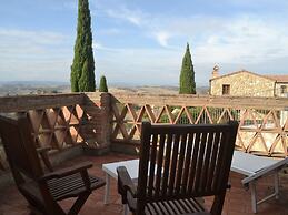 Belvilla by OYO Garbo