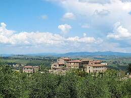 Tuscan Family Haven, Asciano