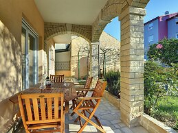 Apartment Ideal for Families With Pets