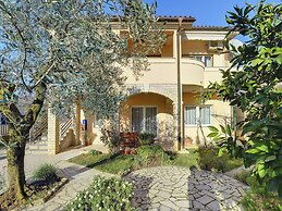 Apartment Ideal for Families With Pets