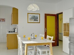 Apartment Ideal for Families With Pets