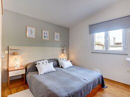 Boutique Apartment With Pool in Medulin