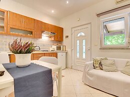 Boutique Apartment With Pool in Medulin