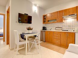 Boutique Apartment With Pool in Medulin