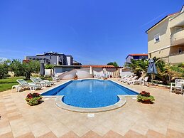 Boutique Apartment With Pool in Medulin