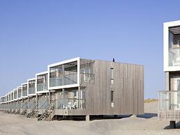 Beach House in a Dream Location; ON the Beach