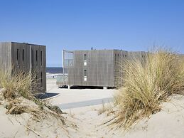 Beach House in a Dream Location; ON the Beach