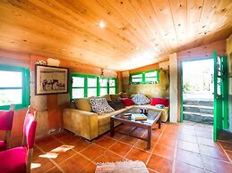 Appealing Holiday Home in La Escalona With Mountain Views