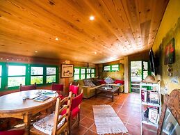 Appealing Holiday Home in La Escalona With Mountain Views