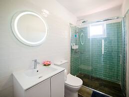 Appealing Holiday Home in La Escalona With Mountain Views