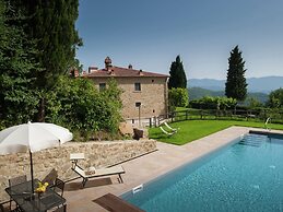 Belvilla by OYO Villa on an Organic Wine Estate