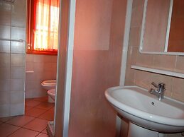 Sun Drenched Seaside Holiday Home with Pool near Venice