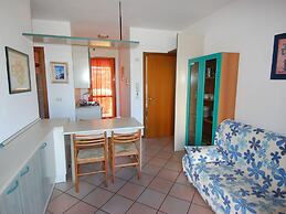 Sun Drenched Seaside Holiday Home with Pool near Venice