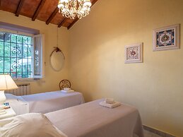 Belvilla by OYO Selvatello Villino Trilo