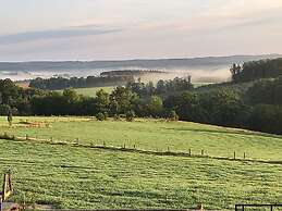 Pretty Farmhouse in Houffalize With Courtyard