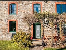 Pretty Farmhouse in Houffalize With Courtyard