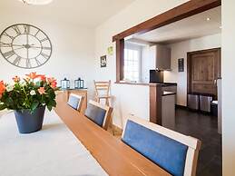 Pretty Farmhouse in Houffalize With Courtyard