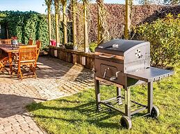 Pretty Farmhouse in Houffalize With Courtyard