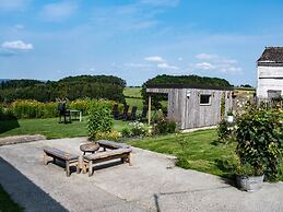 Pretty Farmhouse in Houffalize With Courtyard