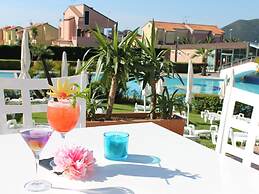 Tastefully Furnished Apartment Near the Sea
