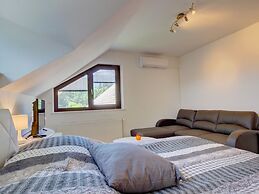 Charming Apartment in Bled Near Lake