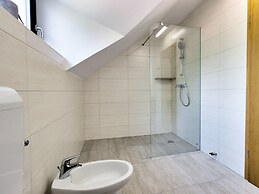 Charming Apartment in Bled Near Lake