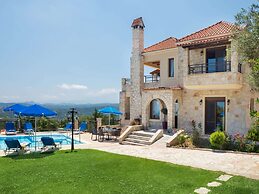 Family Friendly Villa Hermes With Private Pool