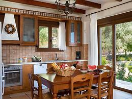 Family Friendly Villa Hermes With Private Pool