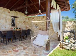 Family Friendly Villa Hermes With Private Pool